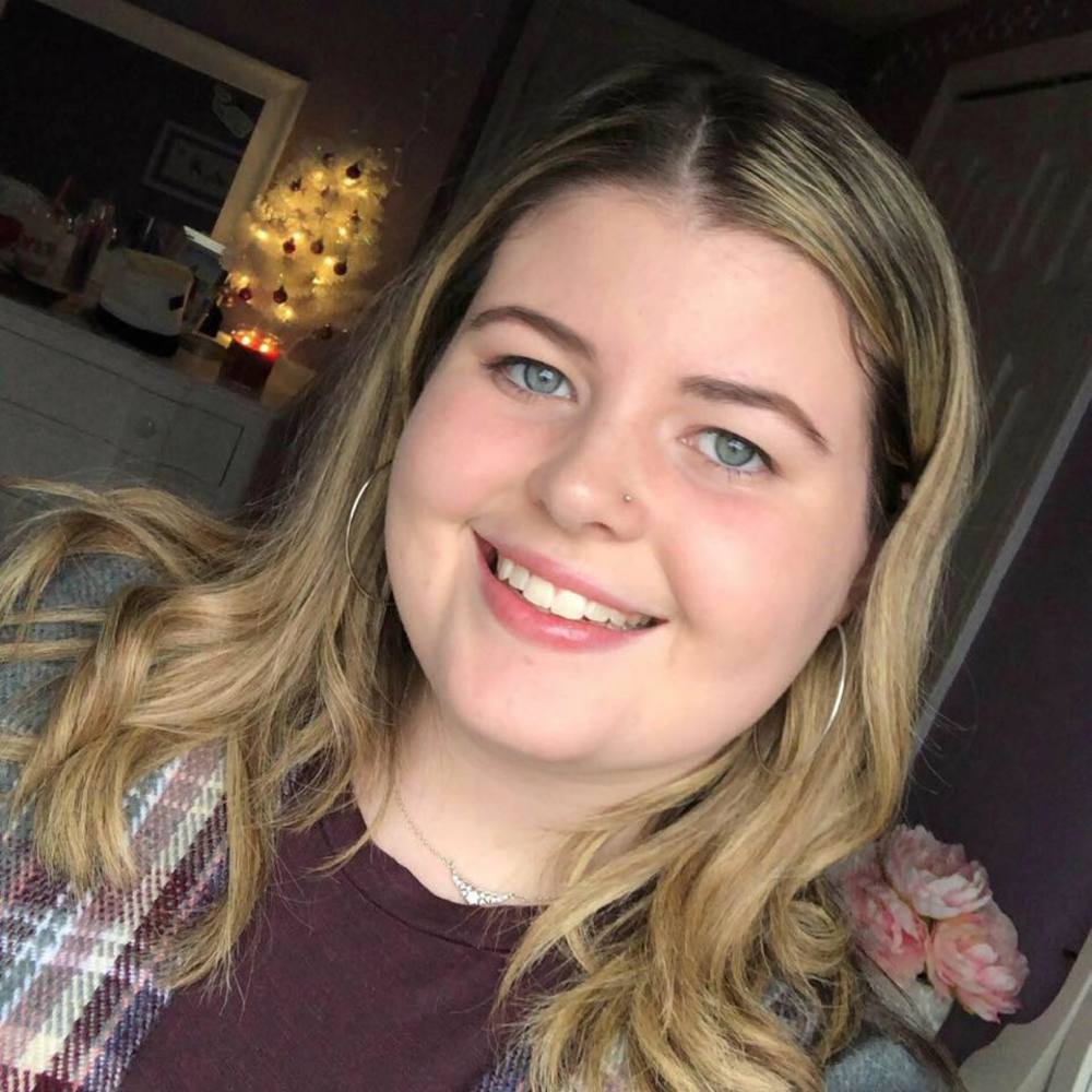 Meet your Posher, Kayla